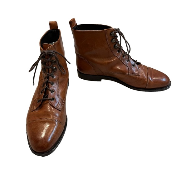 Nobel Shoe Italian Made Classic Looking Lace Up Ankle Boot - Picture 7 of 14